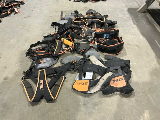 Partij stihl harnassen - afbeelding 1 van  5