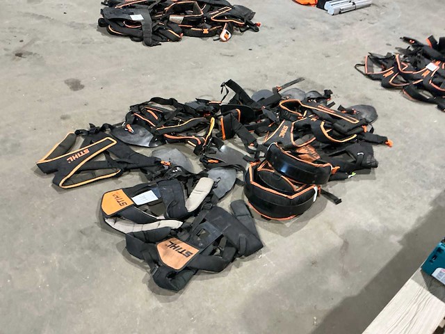 Partij stihl harnassen - afbeelding 2 van  5