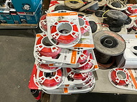 Partij stihl maaispoelen en maaidraad op rol - afbeelding 4 van  6