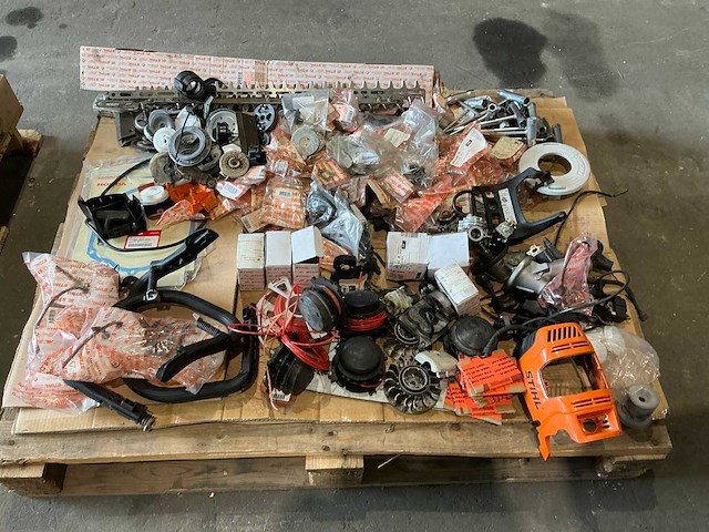 Partij stihl onderdelen en toebehoren - afbeelding 4 van  4