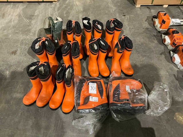 Partij stihl werklaarzen - afbeelding 1 van  9