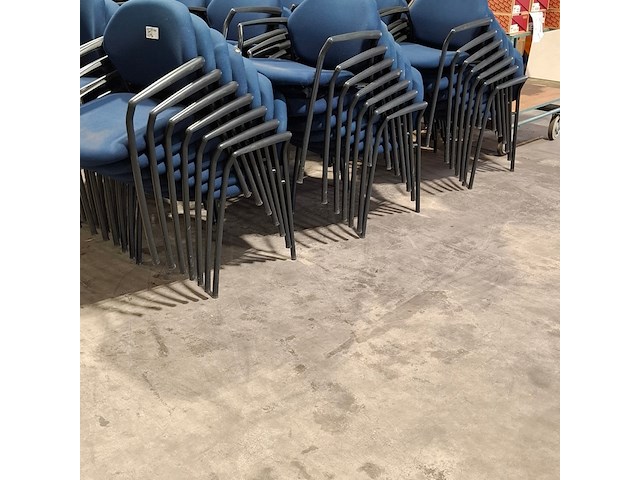 Partij stoelen, ahrend - afbeelding 7 van  7