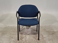 Partij stoelen, ahrend