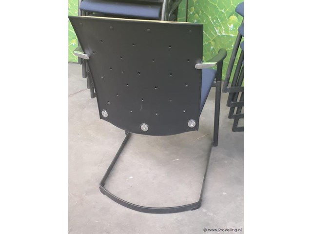 Partij stoelen - afbeelding 3 van  5