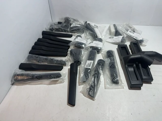 Partij stofzuiger mondstukken - ca. 22 stuks - afbeelding 1 van  5