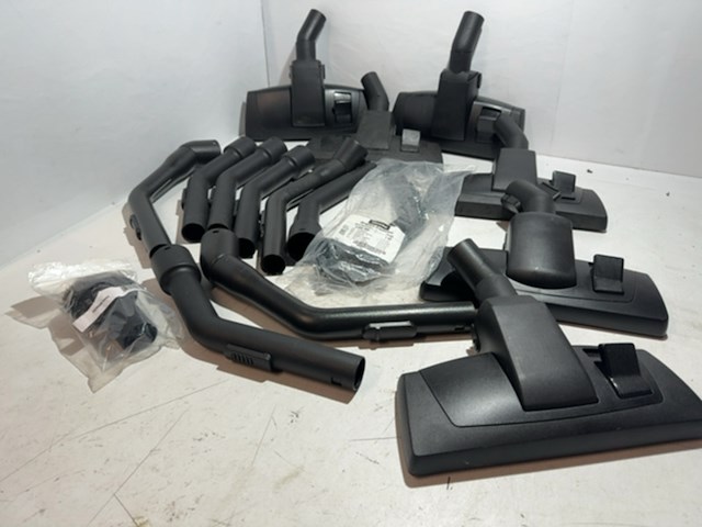 Partij stofzuigeraccessoires - afbeelding 1 van  7