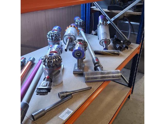 Partij stofzuigers, dyson - afbeelding 3 van  18