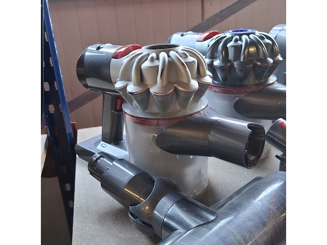 Partij stofzuigers, dyson - afbeelding 6 van  18