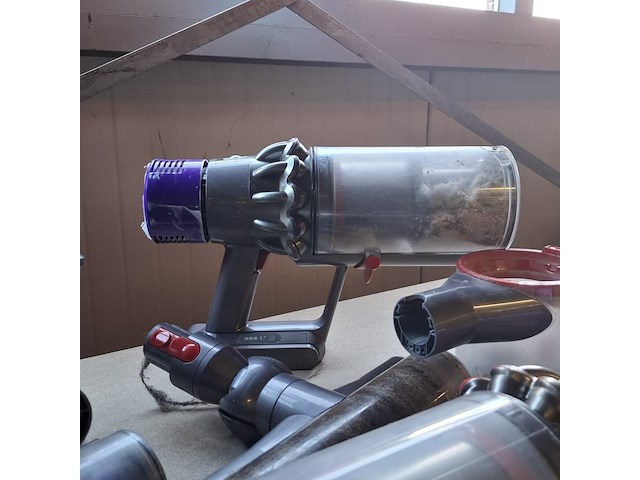 Partij stofzuigers, dyson - afbeelding 9 van  18