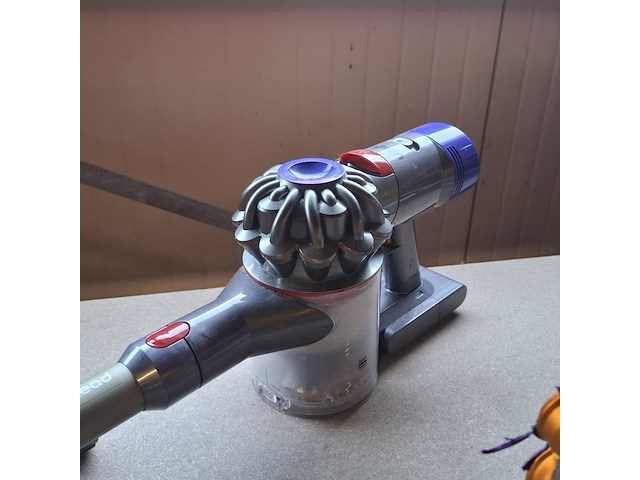 Partij stofzuigers, dyson - afbeelding 18 van  18