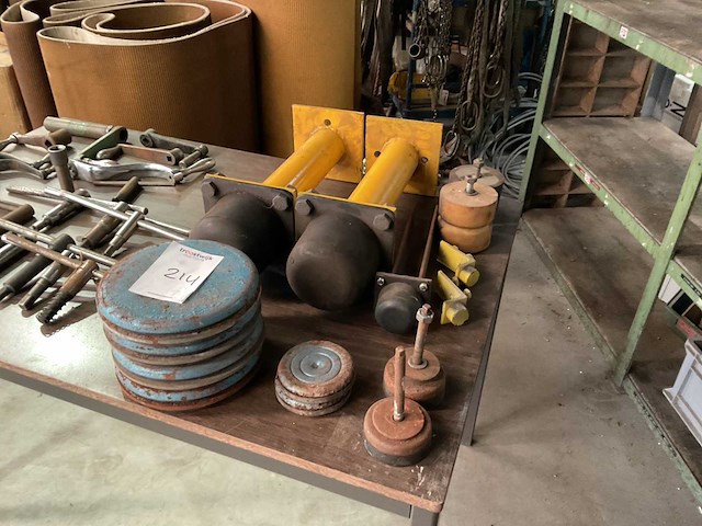 Partij stoot en trilling absorberders - afbeelding 1 van  3