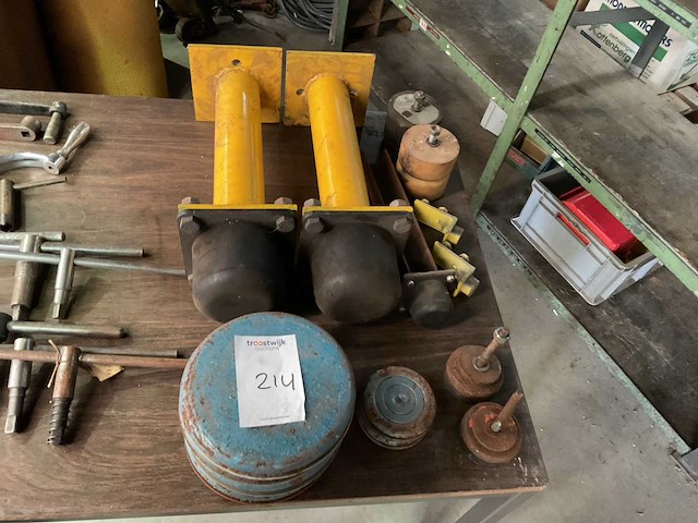 Partij stoot en trilling absorberders - afbeelding 3 van  3