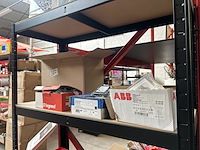 Partij stopcontacten w.o. legrand, abb, busch-jaeger - afbeelding 1 van  7