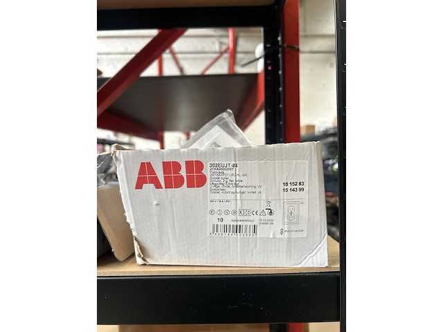 Partij stopcontacten w.o. legrand, abb, busch-jaeger - afbeelding 5 van  7