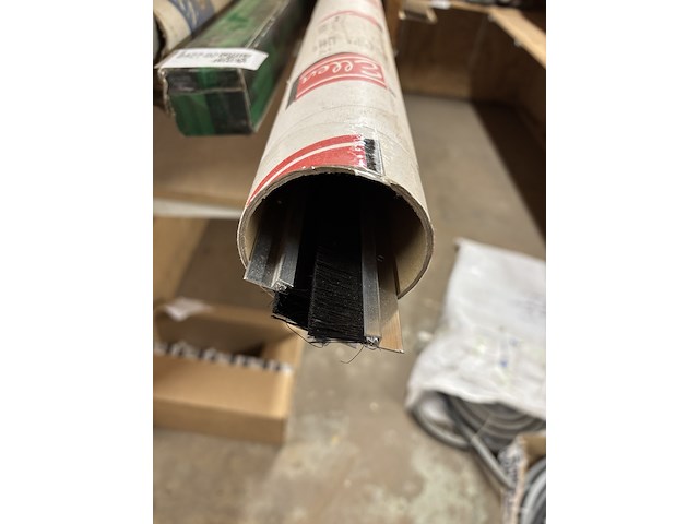 Partij strips en profielen - afbeelding 5 van  5