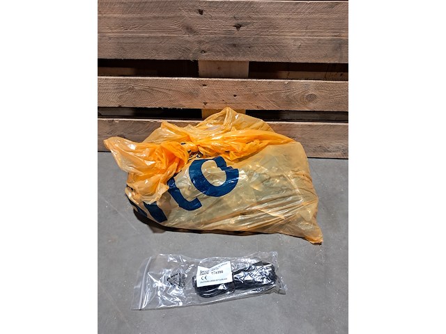 Partij stroom- en display kabels - afbeelding 2 van  10