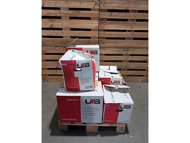 Partij stroom- en display kabels - afbeelding 1 van  10