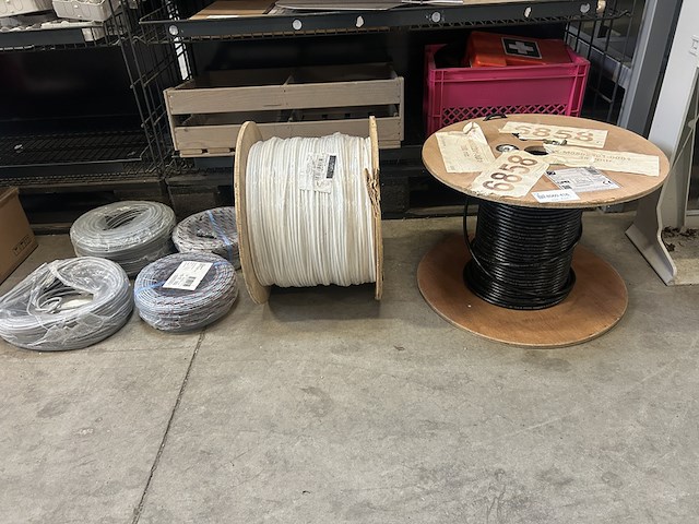 Partij (stroom)kabels w.o. nexans, qubix - afbeelding 1 van  8