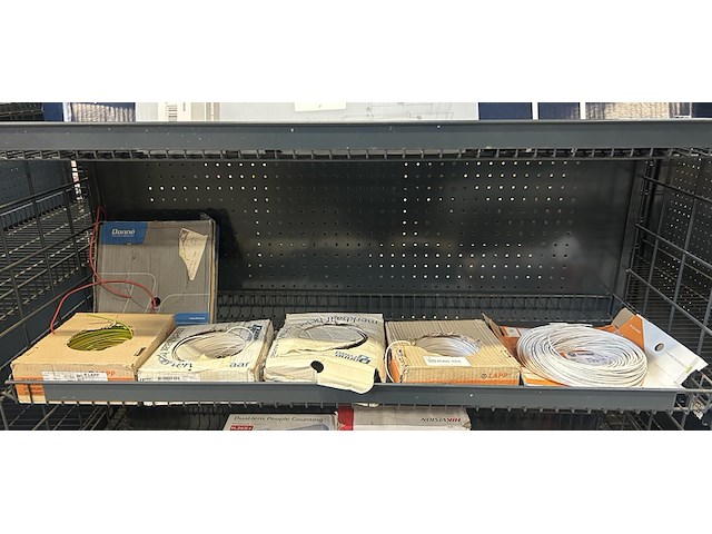 Partij (stroom)kabels - afbeelding 1 van  8