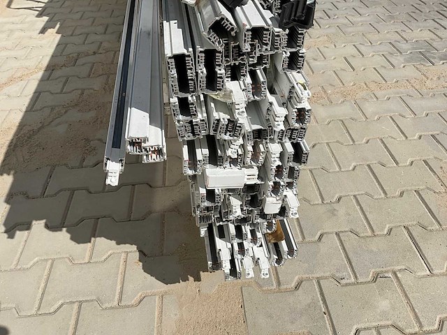 Partij stroomkanalen - afbeelding 8 van  12