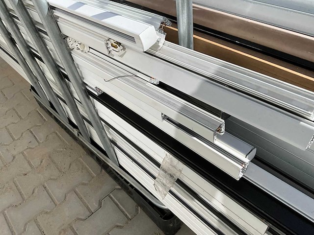 Partij stroomkanalen - afbeelding 12 van  12