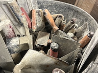 Partij stukadoorsgereedschap - afbeelding 7 van  8