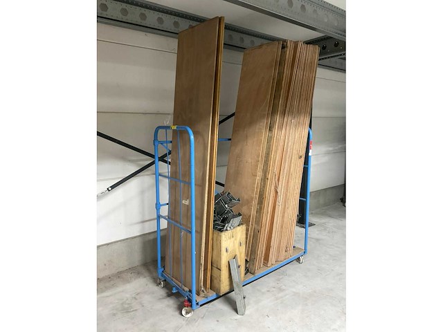 Partij stuwplanken en stuwijzers - afbeelding 2 van  6