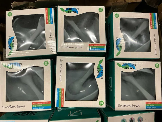 Partij suction bowls (54x) - afbeelding 1 van  7