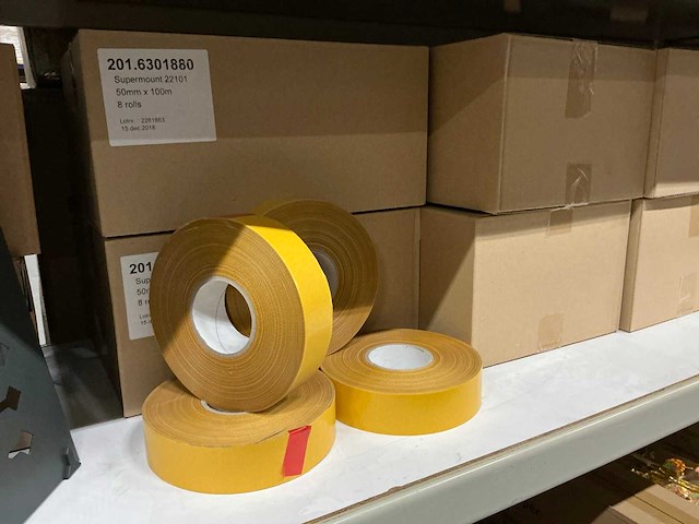 Partij supermount 50mm x 100m (68x) - afbeelding 1 van  4
