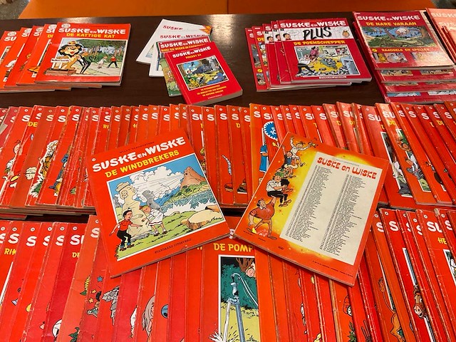 Partij | suske en wiske | stripboeken - afbeelding 1 van  7