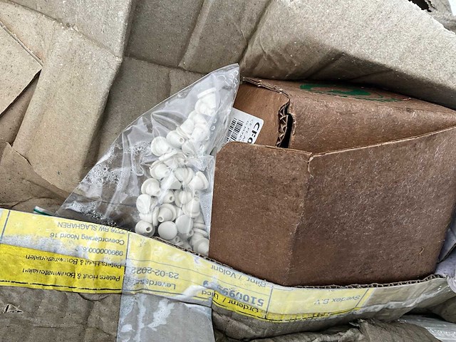 Partij swedex kozijnprofielen - afbeelding 2 van  11