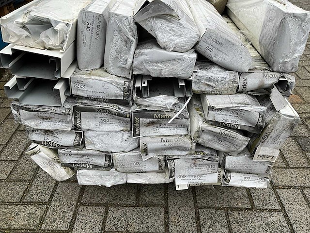 Partij swedex kozijnprofielen - afbeelding 8 van  11