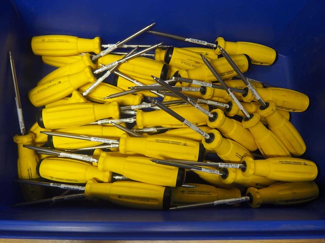 Partij swisstools schroevendraaiers (imbus & flathead) - afbeelding 4 van  4