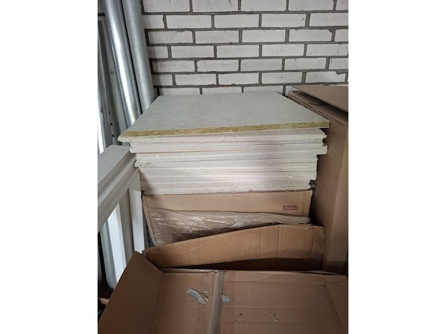 Partij systeemplafondplaten - afbeelding 2 van  2