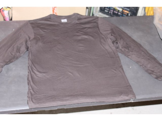 Partij t-shirt lange mouw 45 stuks mt xl in ds 8 - afbeelding 3 van  5