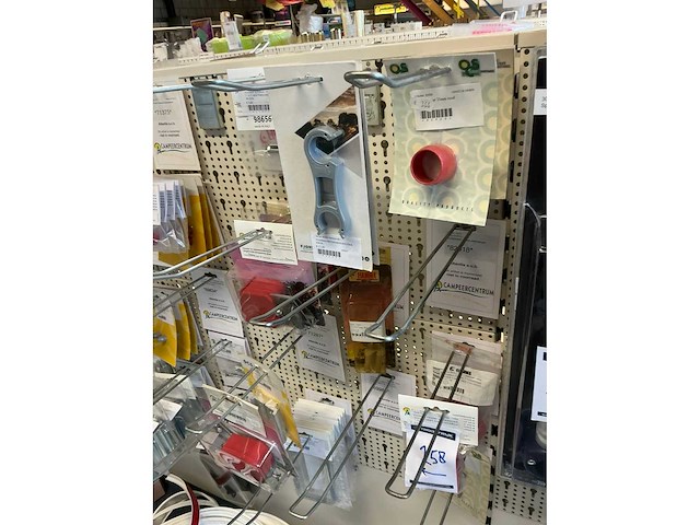 Partij tafel en fietsendrageronderdelen - afbeelding 9 van  17