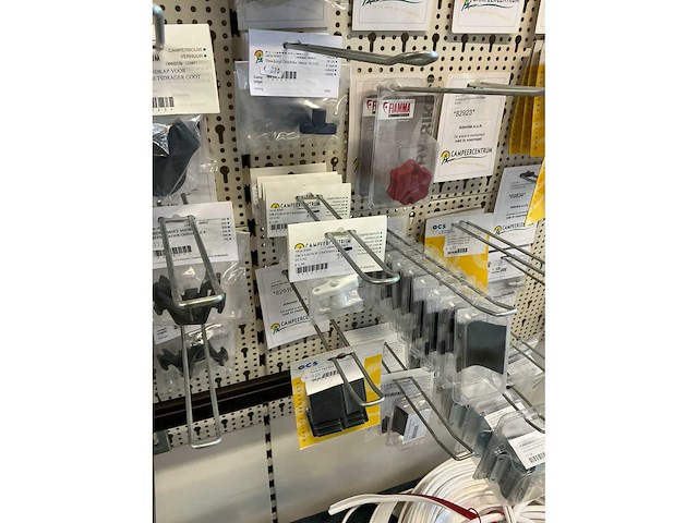 Partij tafel en fietsendrageronderdelen - afbeelding 17 van  17