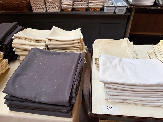 Partij tafel linnengoed en gordijnen - afbeelding 6 van  7