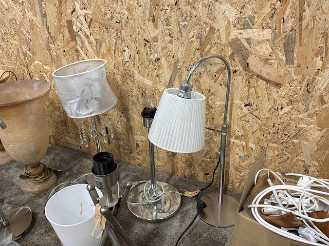 Partij tafellampen - afbeelding 3 van  17