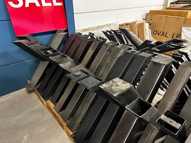 Partij tafelpoten - mix (25x) - afbeelding 5 van  10