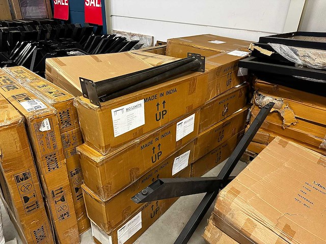 Partij tafelpoten - mix (25x) - afbeelding 10 van  10