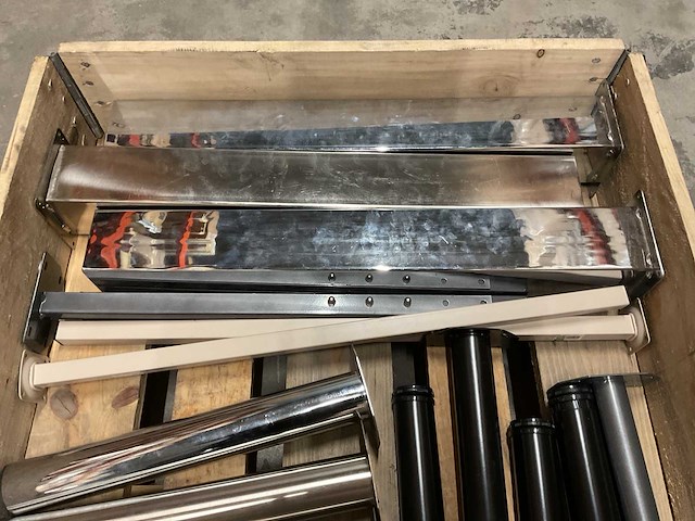 Partij tafelpoten - afbeelding 4 van  5