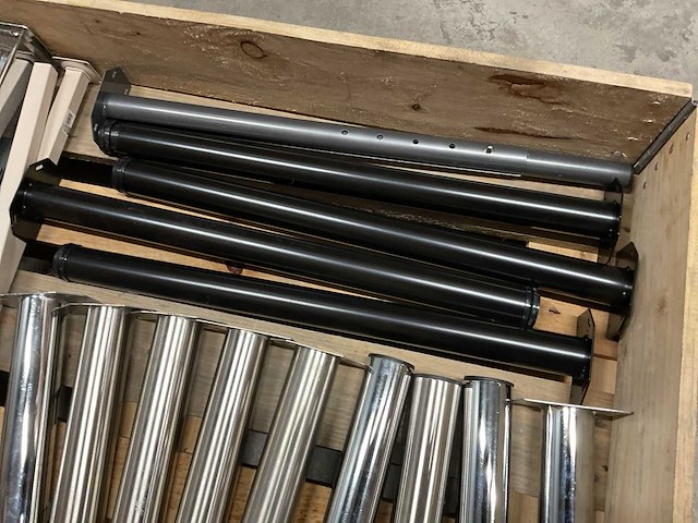 Partij tafelpoten - afbeelding 5 van  5