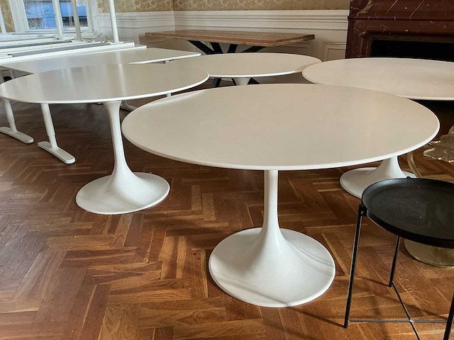 Partij tafels / kasten / bureaus - afbeelding 12 van  14