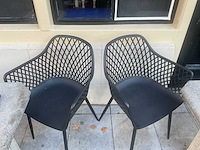 Partij tafels, stoelen en banken - afbeelding 5 van  5