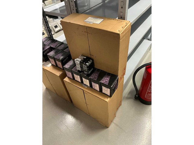 Partij taian ac magnetic contactors cn-35 (65x) - afbeelding 3 van  4