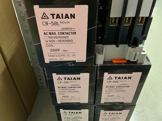 Partij taian cn-50l ac magnetic contactors (17x) - afbeelding 2 van  2