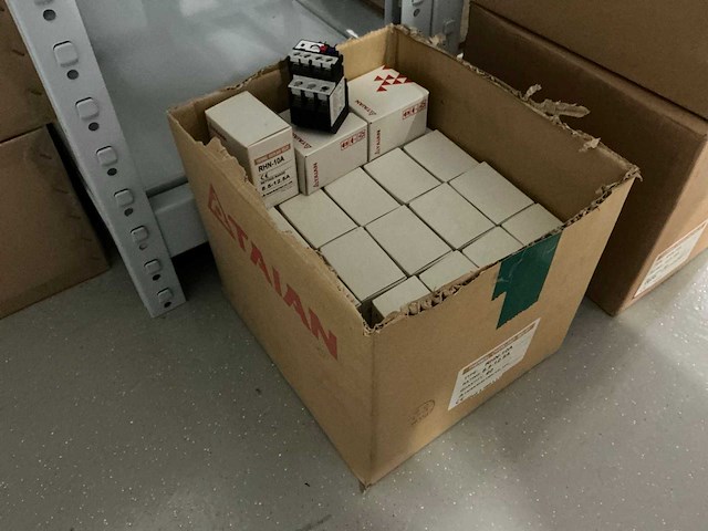 Partij taian rhn-10a thermal overload relay (42x) - afbeelding 3 van  3
