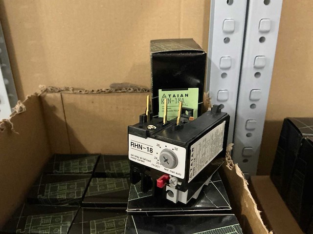 Partij taian rhn-18a thermal overload relay (51x) - afbeelding 1 van  6