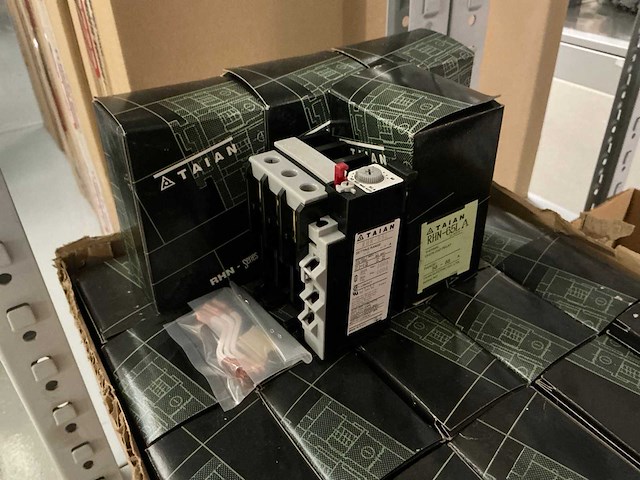 Partij taian rhn-65l thermal overload relay (64x) - afbeelding 2 van  4
